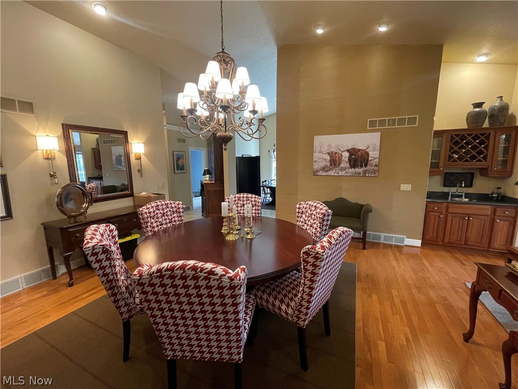 Woodlands Condo - Residential