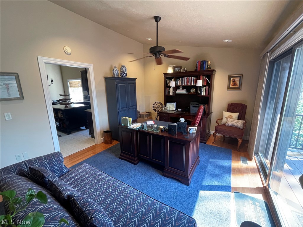 Woodlands Condo - Residential