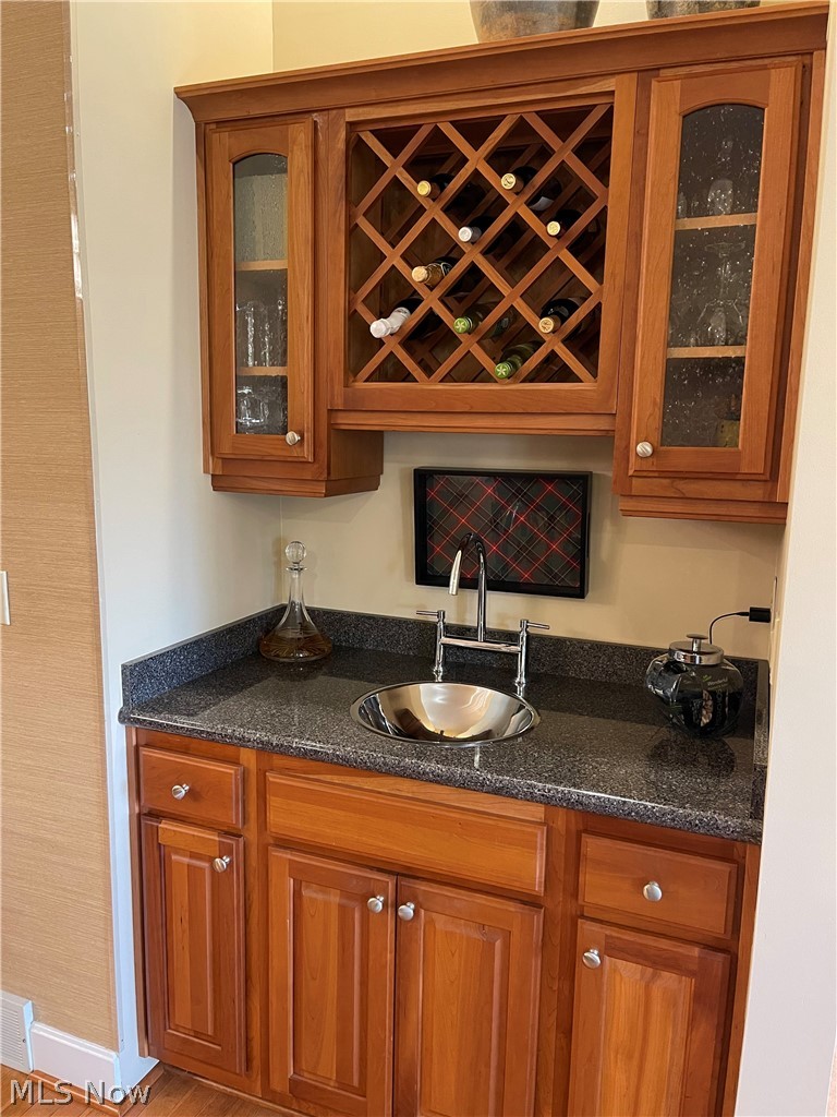 Woodlands Condo - Residential