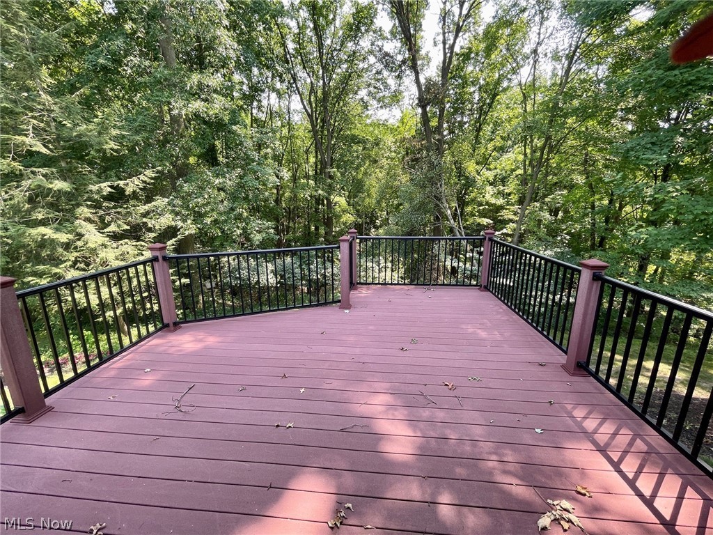 Woodlands Condo - Residential