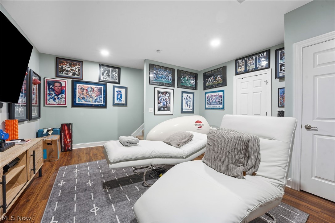 Westhampton/Crocker Park Condo - Residential