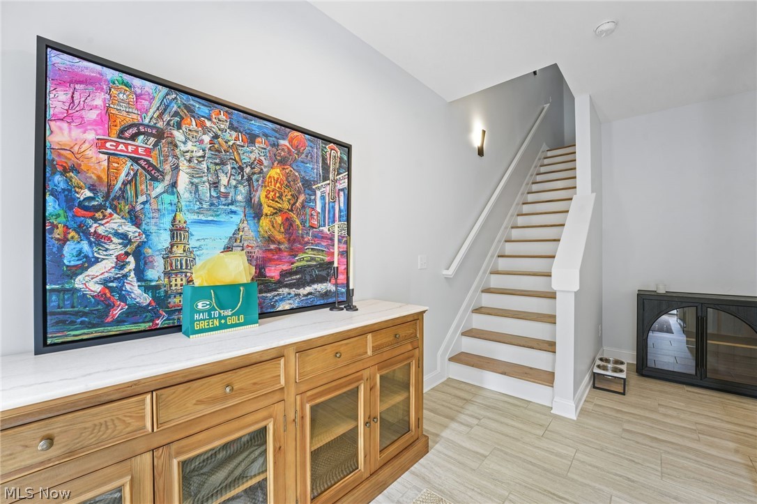Westhampton/Crocker Park Condo - Residential