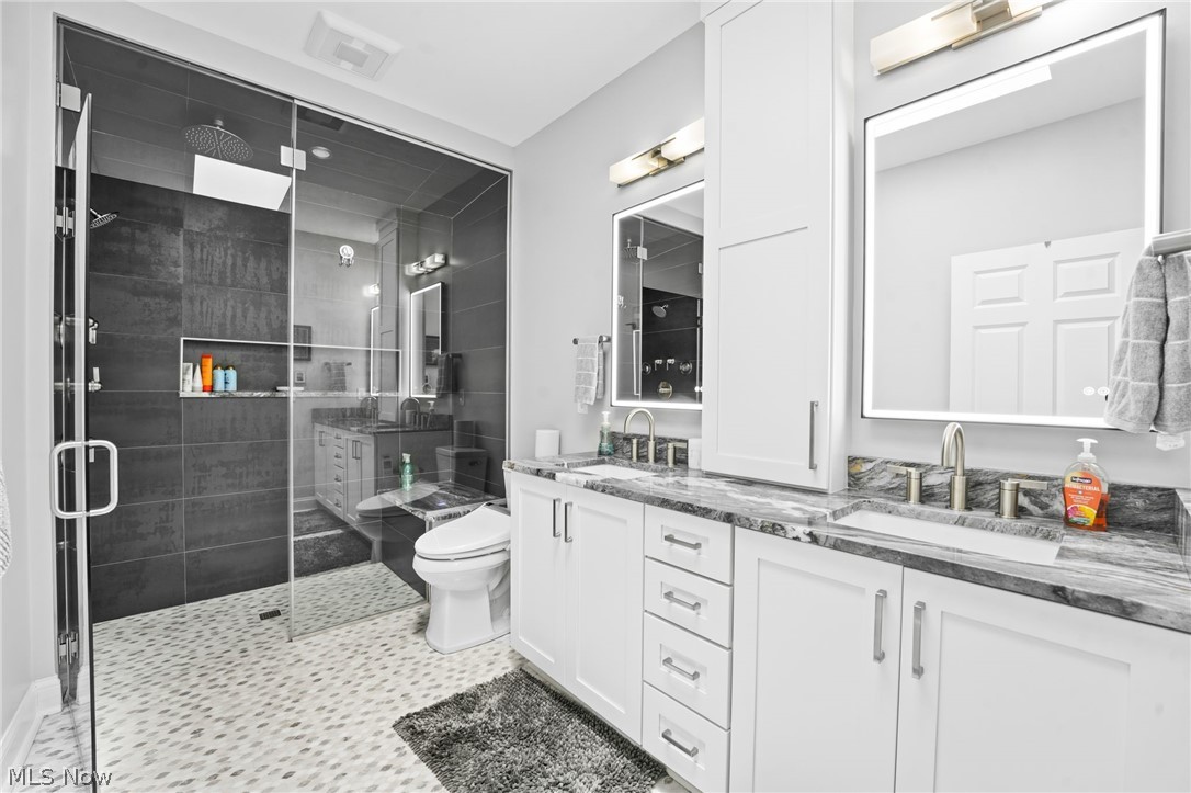 Westhampton/Crocker Park Condo - Residential