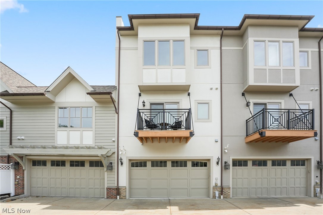 Westhampton/Crocker Park Condo - Residential