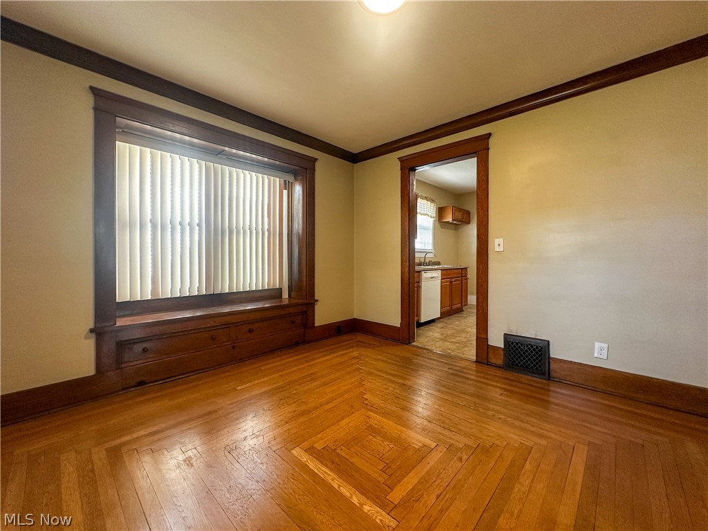 Niles City - Residential