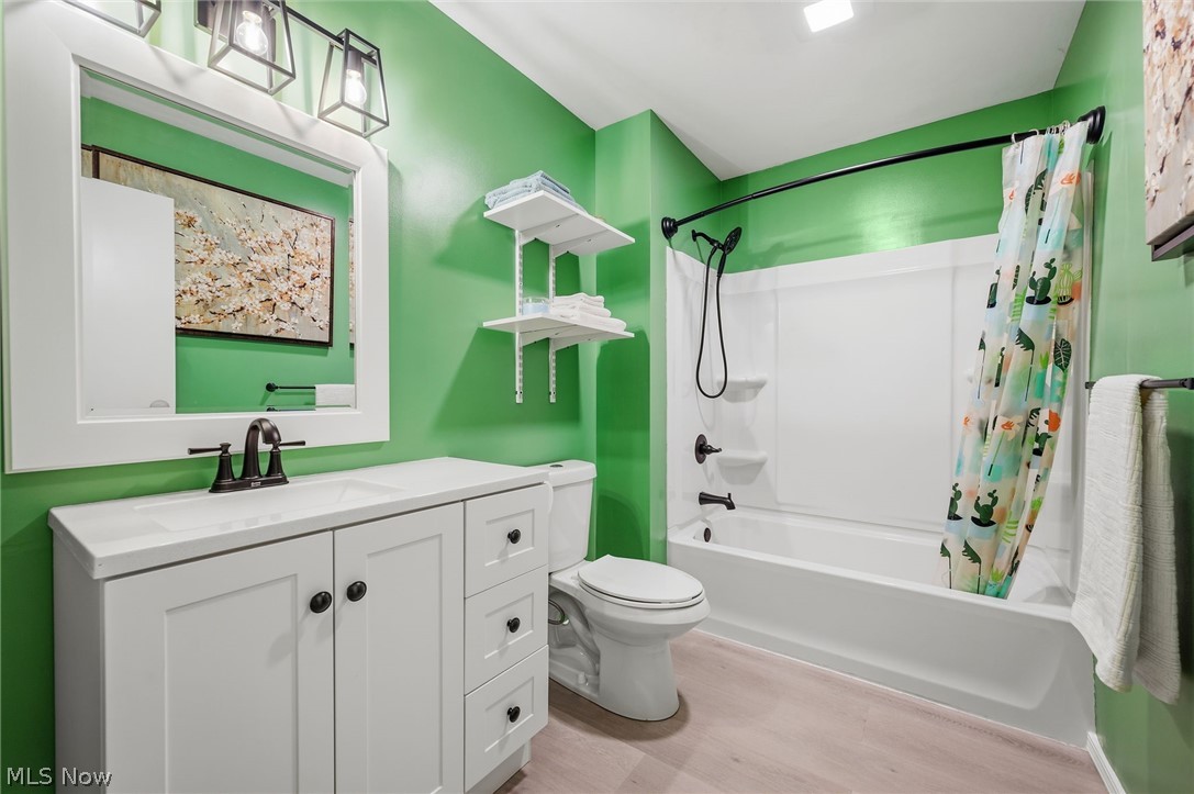 Chardon Acres - Residential