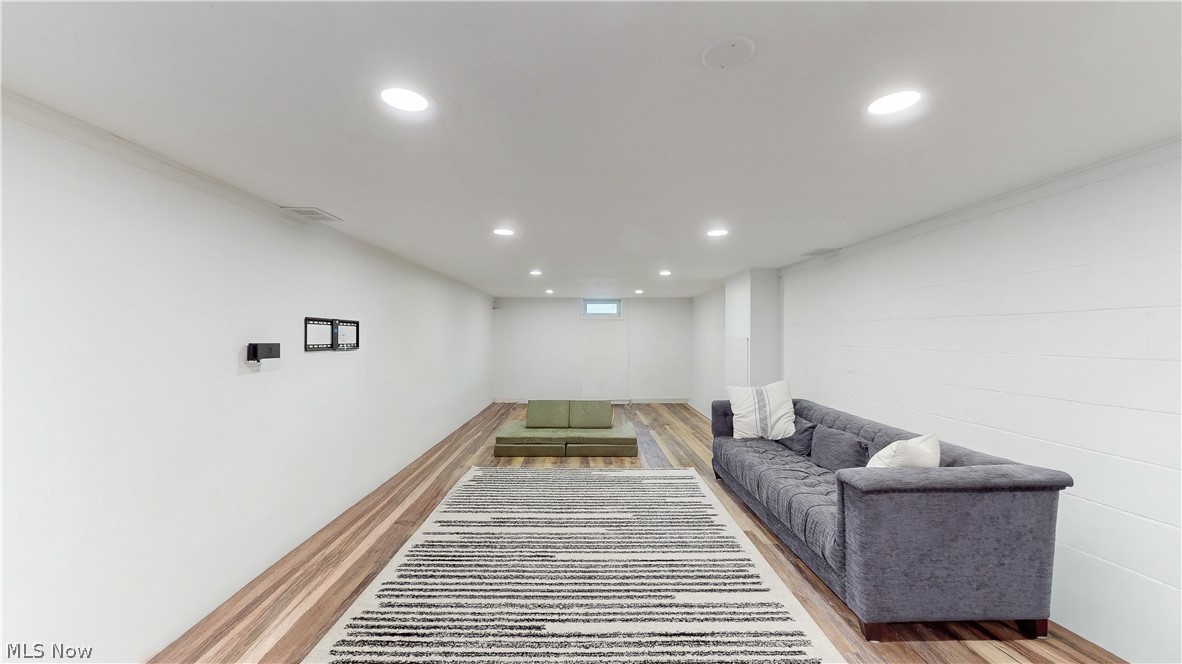 Lake Forest Sub - Residential