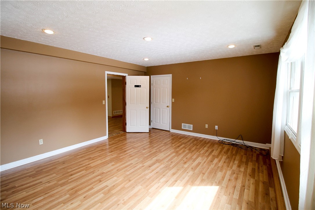 Hunters Crossing - Residential