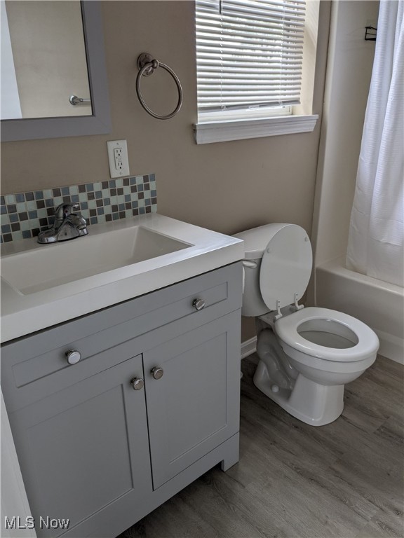 Voris - Residential Lease