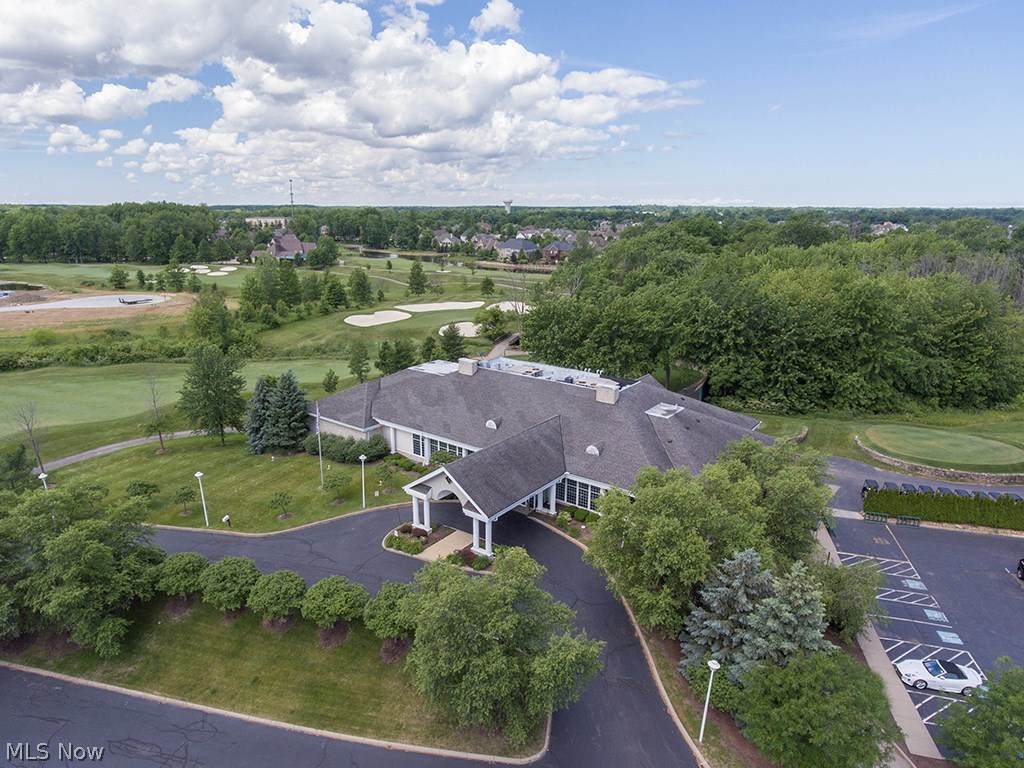 Red Tail 03 - Residential