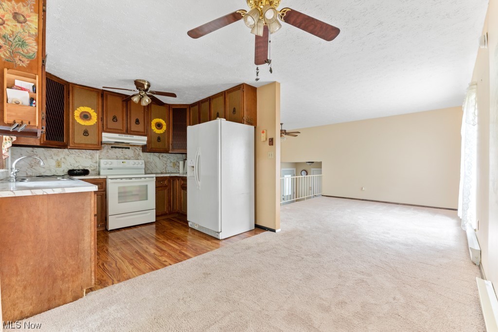 Craftsman Country First Add - Residential