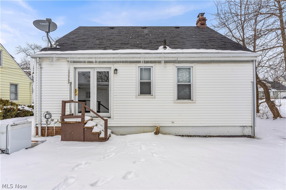 M J Mixs - Residential Lease