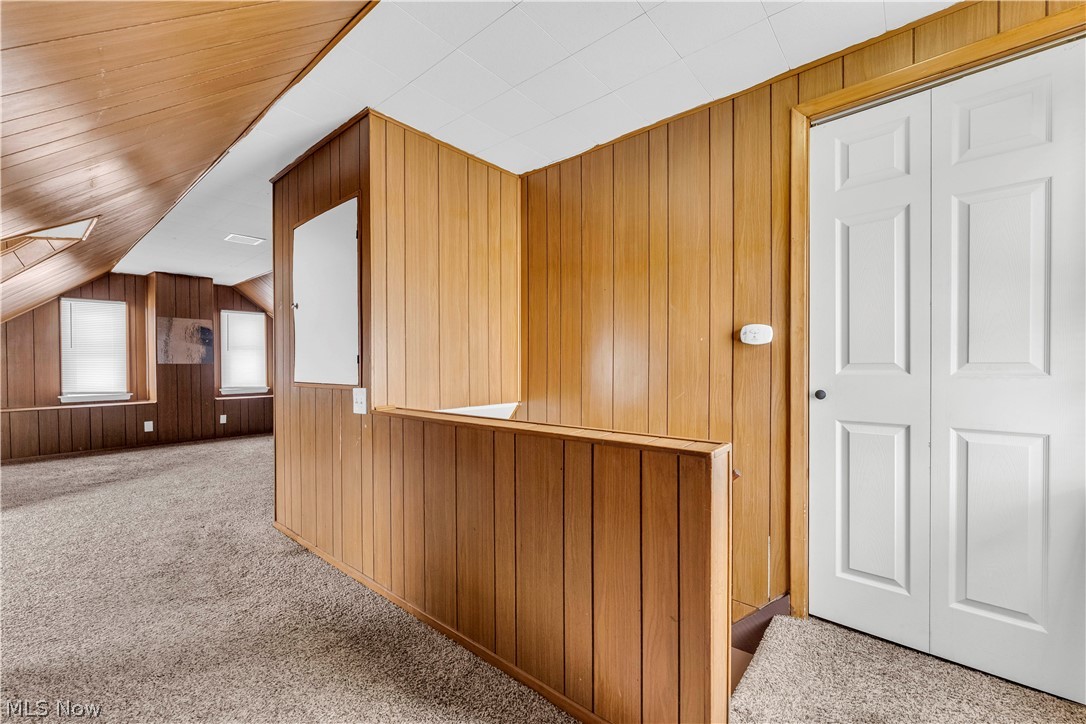 M J Mixs - Residential Lease