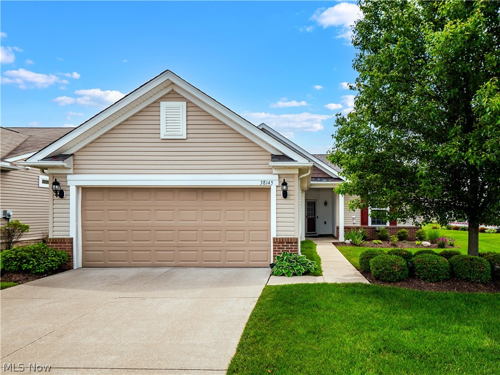Welcome to easy, low-maintenance living in this desirable Pioneer Ridge by Del Web 55+ community! This home features 2 bedrooms and 2 full bathrooms, highlighted by a large primary suite with a large walk-in closet and a private bath featuring a double vanity, walk-in shower and brand new flooring. The secondary bathroom has been fully remodeled with granite countertop vanity, tiled walk-in shower and new flooring. Rich hardwood floors anchor the kitchen, which features gleaming granite countertops, stainless steel appliances, and a welcoming eat-in area — perfect for morning coffee or casual entertaining. A dedicated office room provides the perfect space to work, read, or pursue hobbies, while the open concept living area and full laundry room with utility sink adds everyday practicality. Step through the sunroom onto the nature stone backyard patio with a retractable awning - great for outdoor dining and relaxation. Recent updates include a brand new roof (May 2026), newly remodeled bathroom (2025), new master bath flooring (2026), fresh paint throughout (2026), a new water heater (2020), and an HVAC system serviced in 2026 making this home truly move-in ready. Enjoy an active lifestyle with fantastic community amenities, including indoor and outdoor pools, a fitness center, and a variety of interest groups and social activities. Don’t miss your chance to enjoy the best of low-maintenance living in a vibrant, welcoming community!