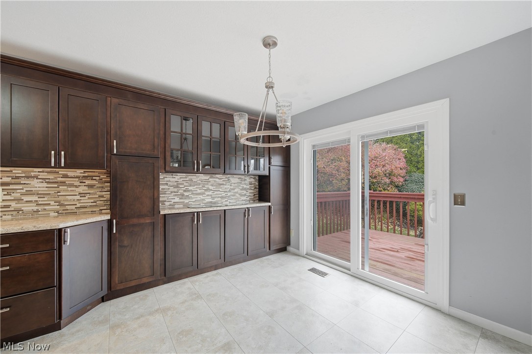 Laurelwoods North Condominiums - Residential
