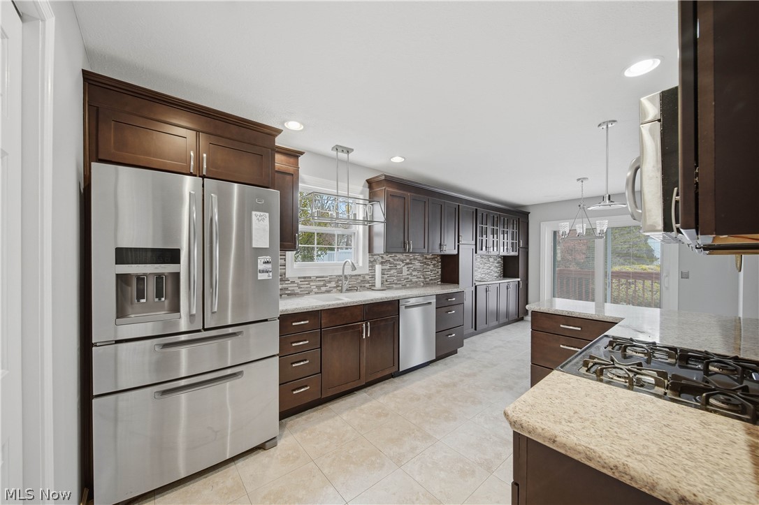 Laurelwoods North Condominiums - Residential