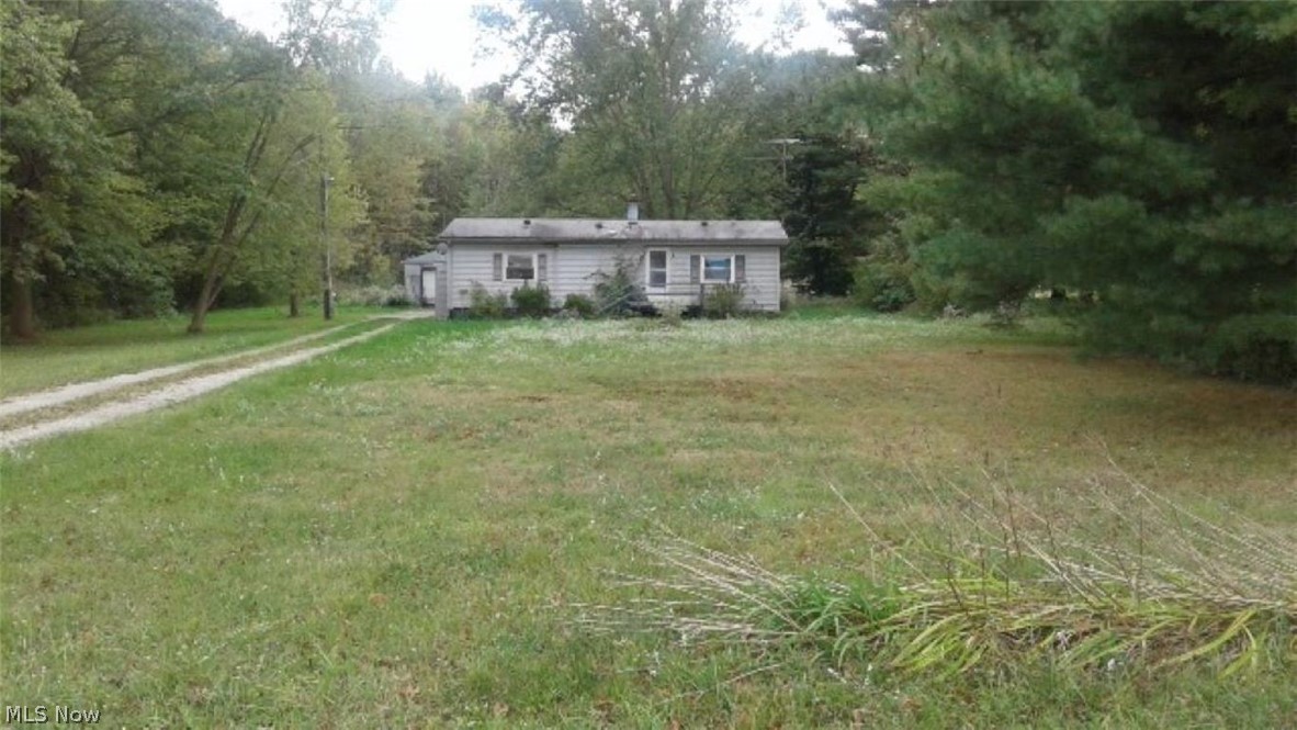 Court Ordered Sale by Private Selling Officer. No Showings. Bidding ends September 10, 2020 & is online only. According to public record this Single family home has 2 bedroom & 1 bath. Information is thought to be correct but not guaranteed. SOLD 100% AS-IS w/all faults. 10% Buyer Premium is added to the high bid. 10% deposit($1,000 min) due w/i 24 hours of bidding end.