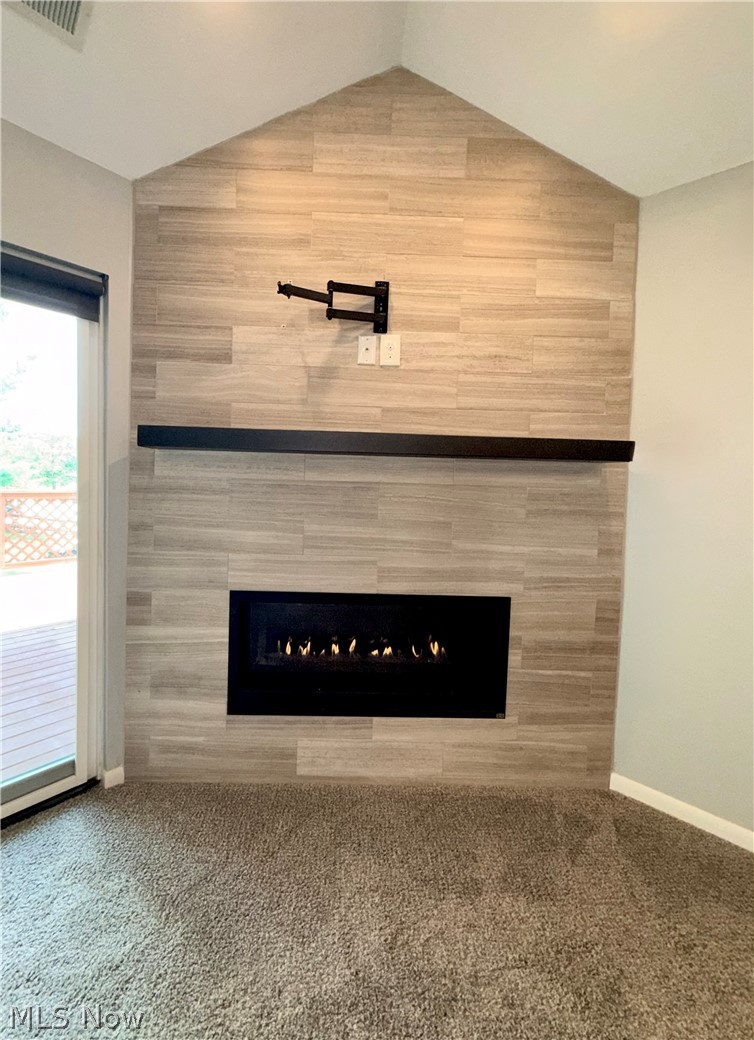 Country Lakes Condo - Residential
