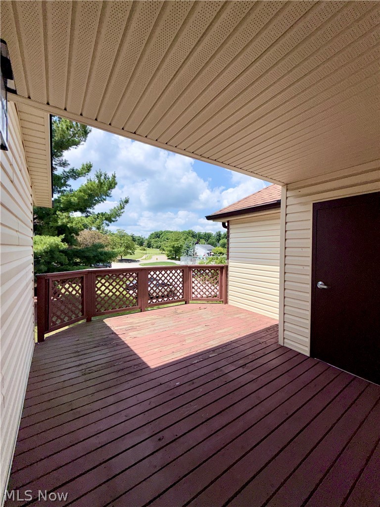 Country Lakes Condo - Residential