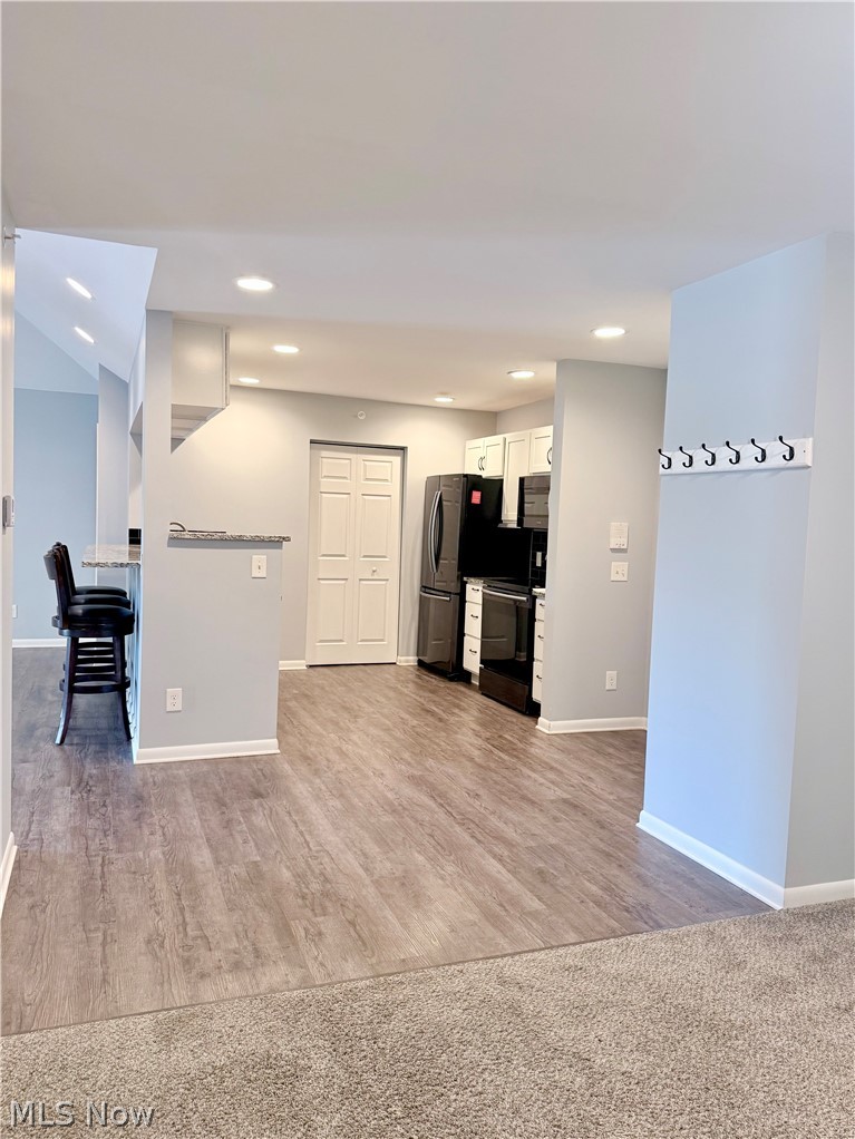Country Lakes Condo - Residential