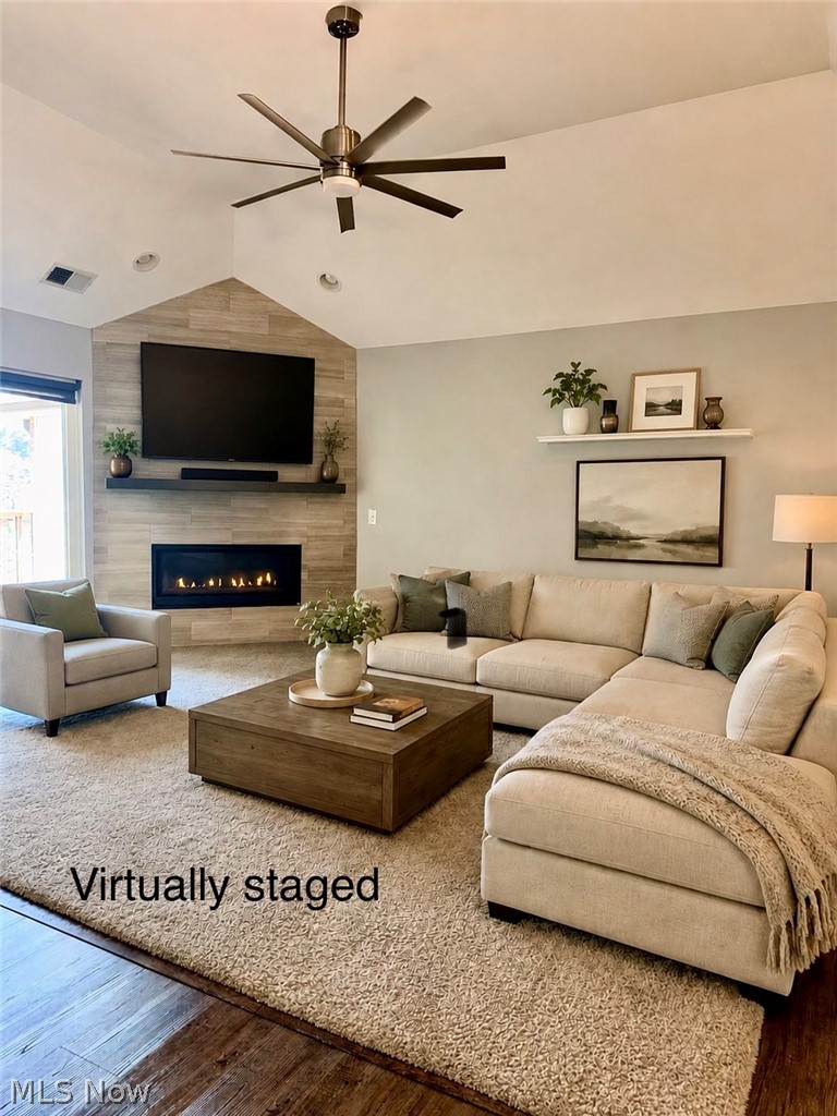 Country Lakes Condo - Residential