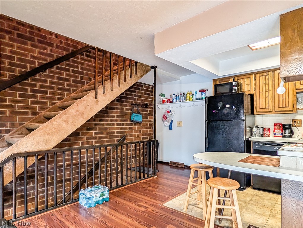 Penguin Condo - Residential