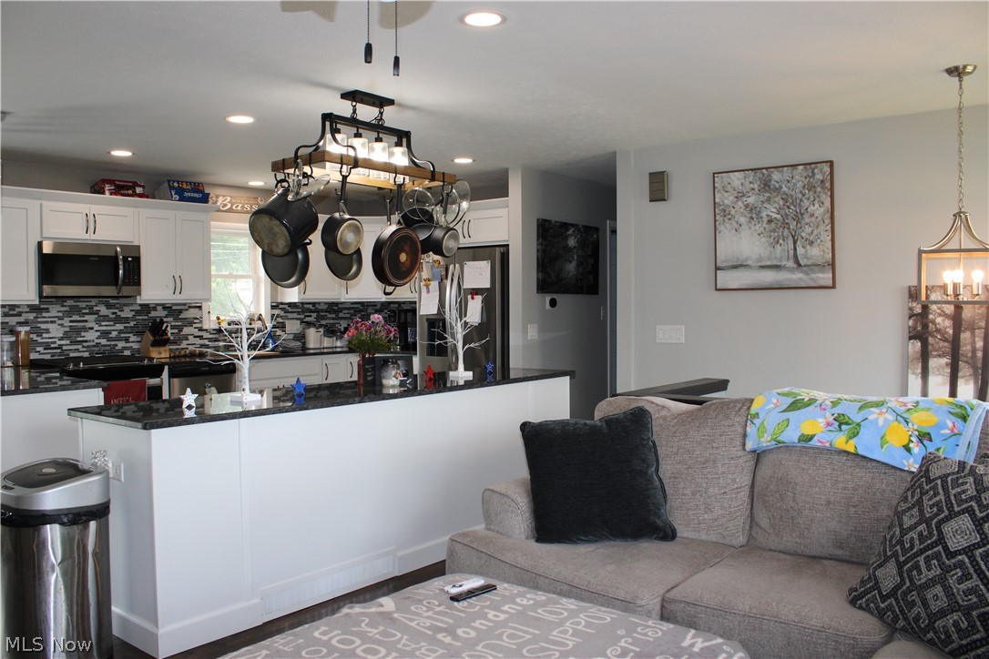 Crestway - Residential
