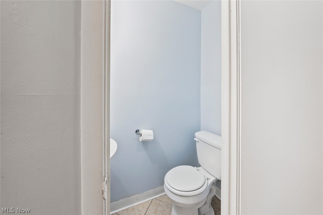 Lake Falls Condo - Residential