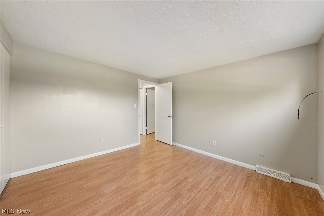 Lake Falls Condo - Residential