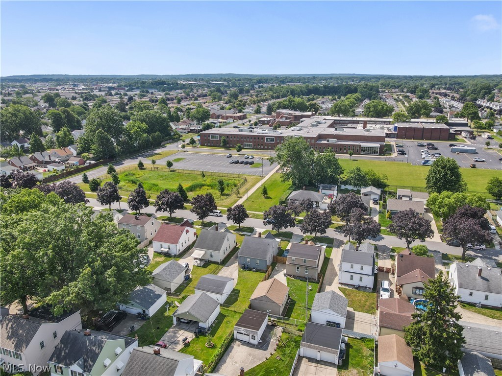 Memphis Villas - Residential