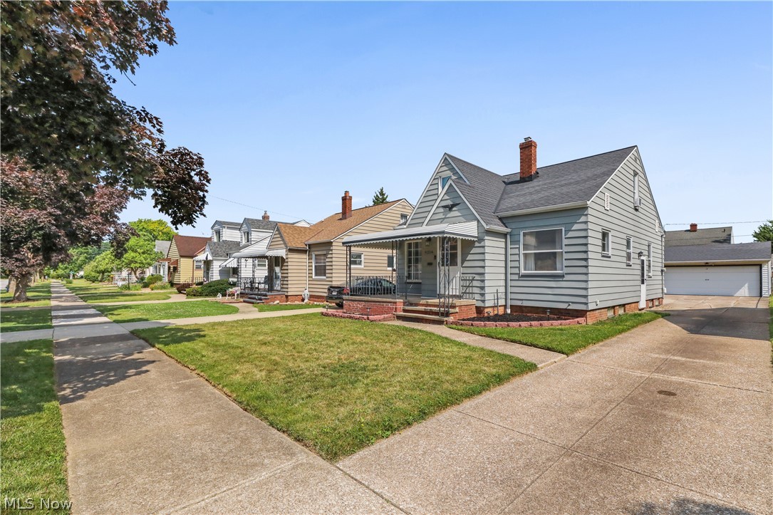 Memphis Villas - Residential