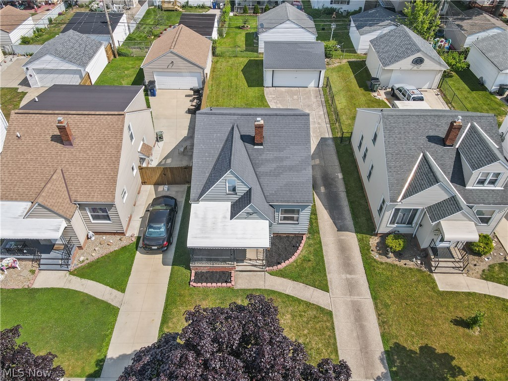 Memphis Villas - Residential