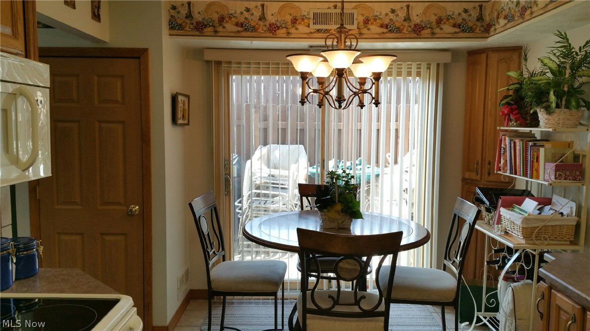 Kings Court Condo - Residential
