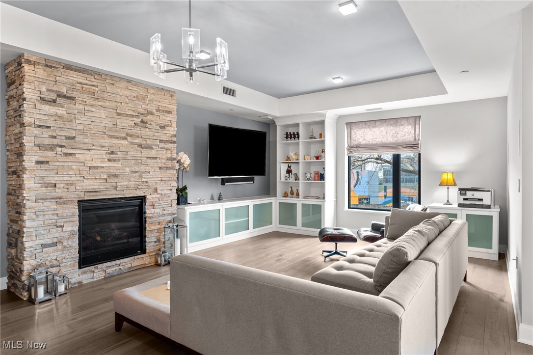Quattro - Residential