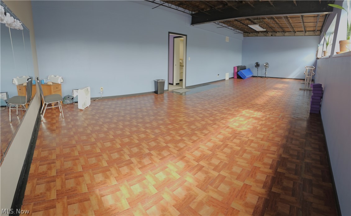Brookview - Commercial Sale