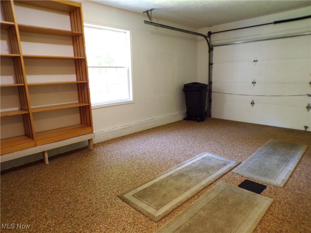 Woodbury Condo - Residential