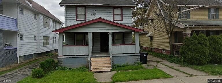 SERIOUS INQUIRIES ONLY!!!!!!!!!
Tenant occupied 24 hours minimum is needed for showing.
Owner will not budge on price.
Owner will fix all violations.