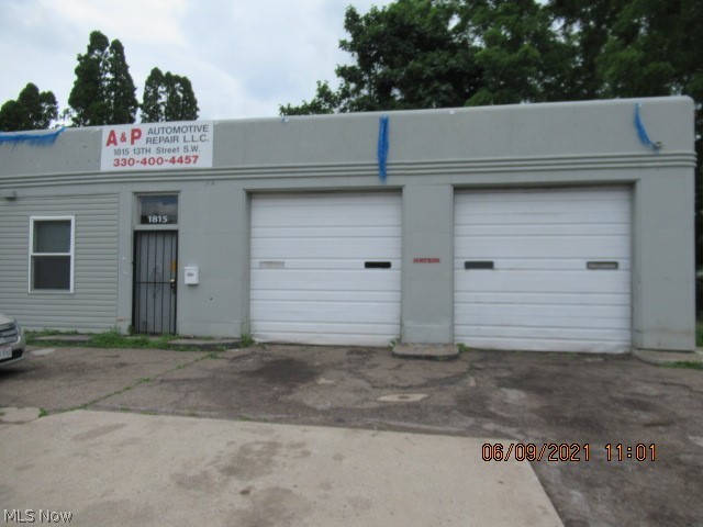 **NEW PRICE** Automotive Service and Sales with large Black Top Parking Lot - 2 Parcels. Concrete Building with One Public Restroom, Office, and Entry. Large Double Bay Repair Center, Overheads adequate for large equipment vehicle repair and servicing. Location next to Convenience Mart within close proximity to freeways. Plenty of Commercial Frontage. Building is in need of a new roof and updating. Great opportunity to own your own business! Many possibilities! Lot size and taxes reflect both parcels. Seller has no professional reports or other information concerning the Storage Tanks or Condition. Agents see broker remarks for Offer instructions.
