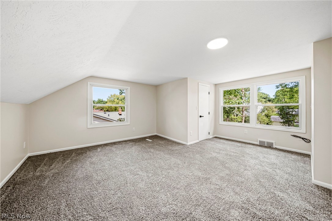 Solon Dev Cos Hunt Club Mdws - Residential