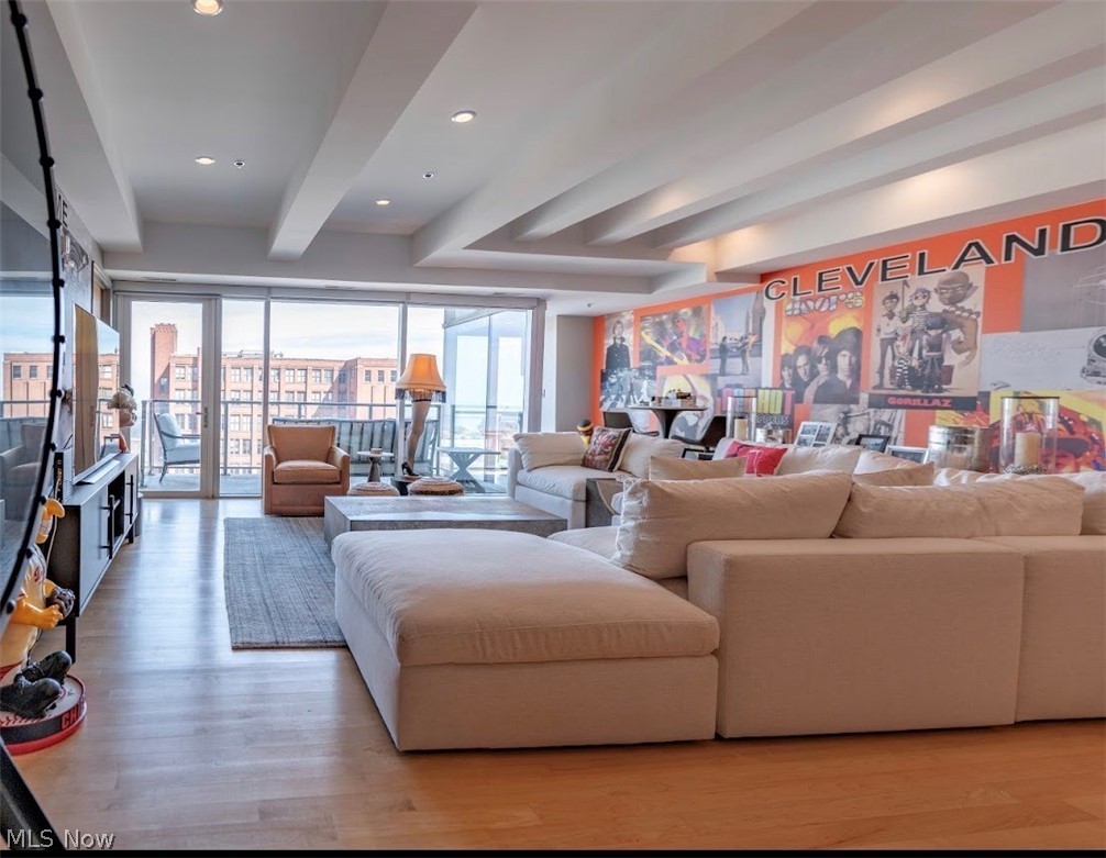 Pinnacle Condo - Residential