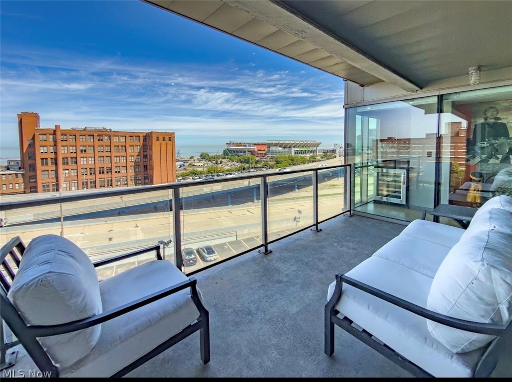 Pinnacle Condo - Residential