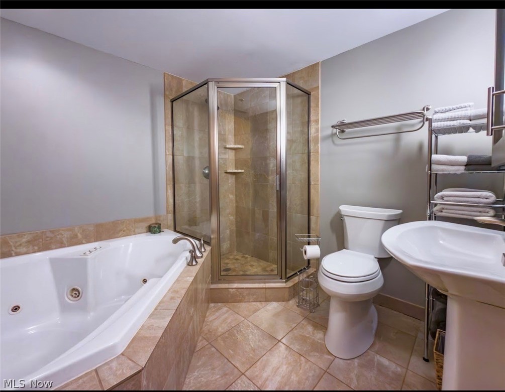 Pinnacle Condo - Residential