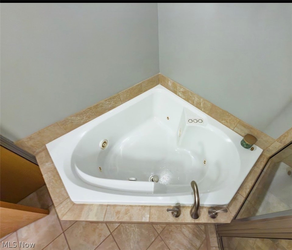 Pinnacle Condo - Residential