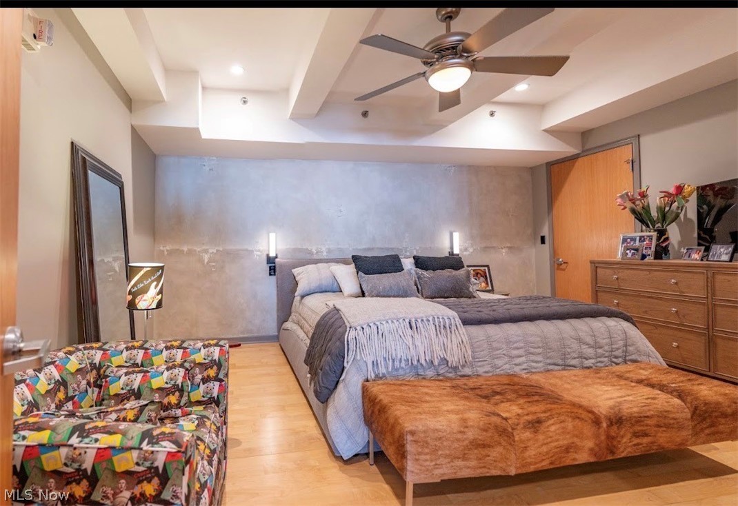 Pinnacle Condo - Residential