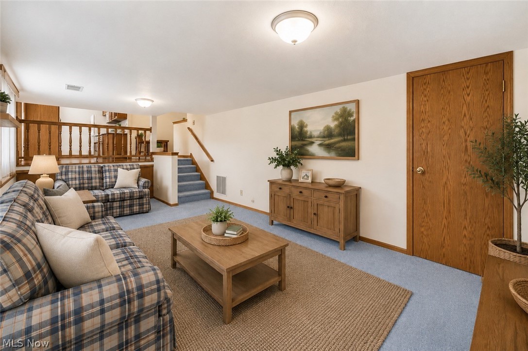 Mentor Manor - Residential