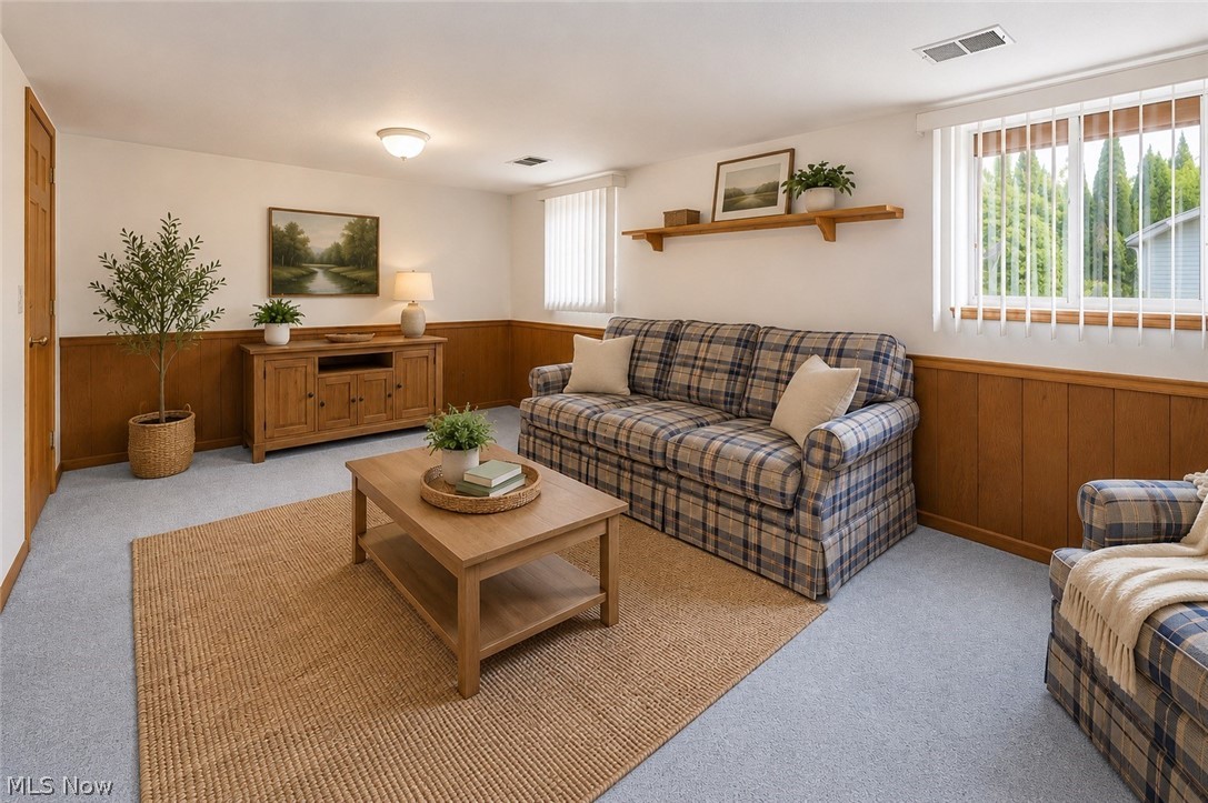 Mentor Manor - Residential