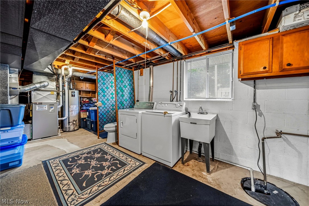 Mentor Manor - Residential