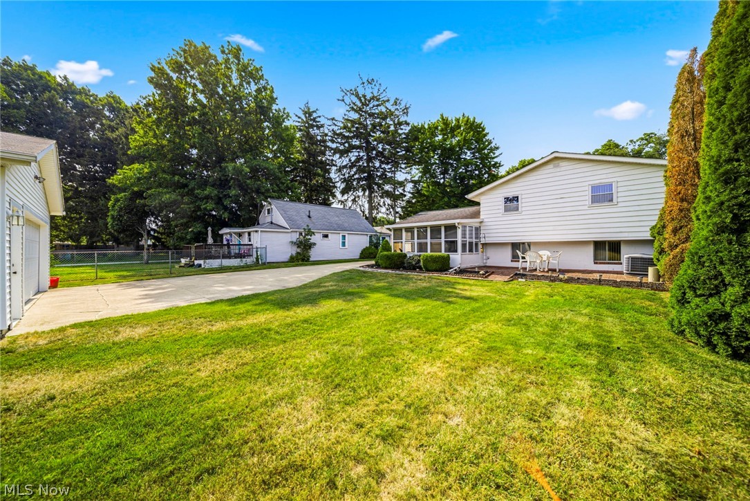 Mentor Manor - Residential