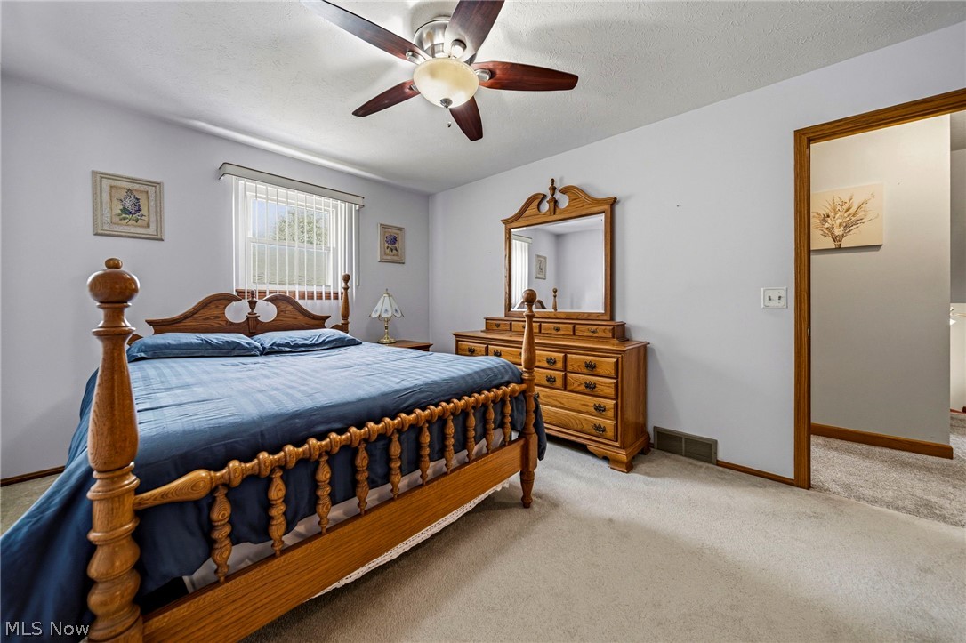 Mentor Manor - Residential