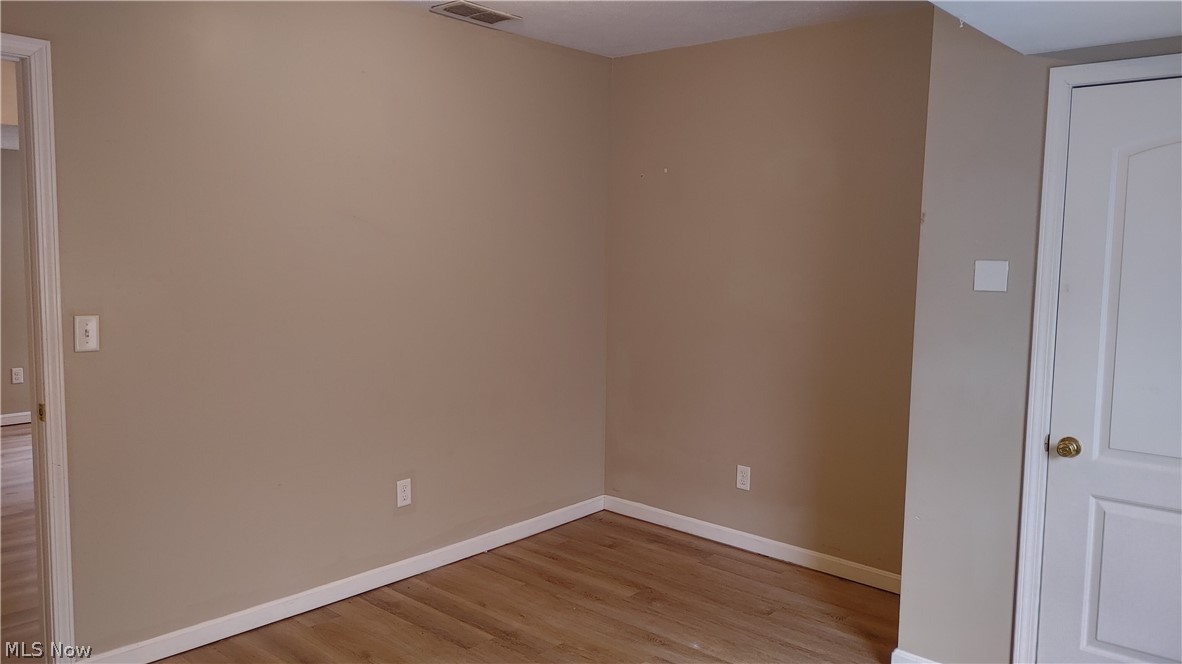 Voris - Residential Lease